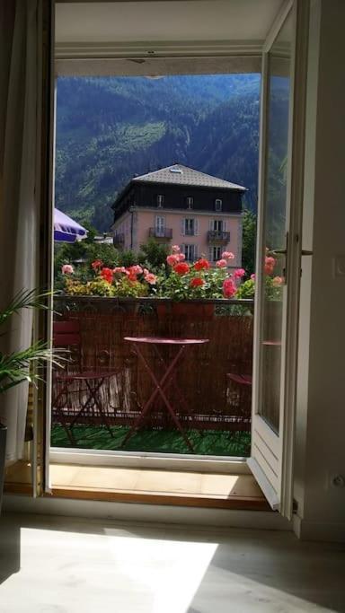 Studio Limbo Chamonix Hyper Centre Vue Imprenable Sur Le Mont-Blanc エクステリア 写真